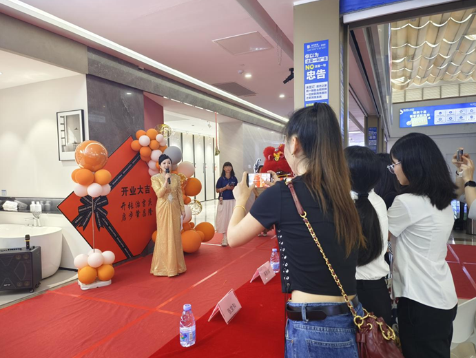 再啟新篇|能強瓷磚龍巖居然之家旗艦店盛大開業!